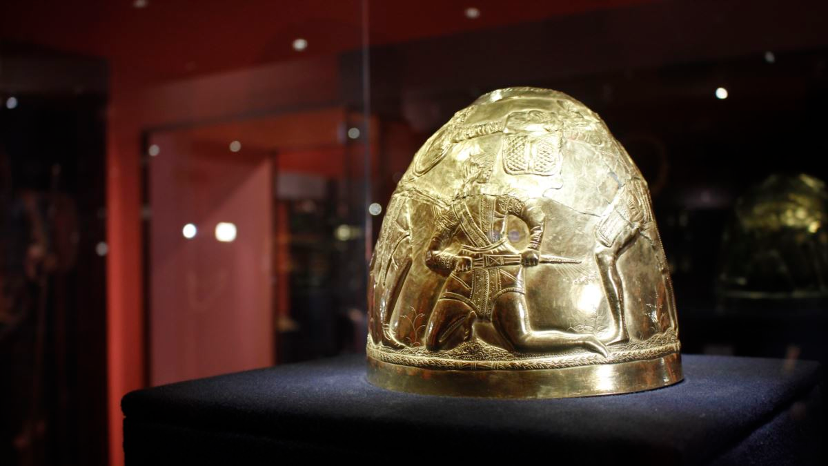 İşğal etilgen Qırımnıñ müzeyleri Amsterdamnıñ istinaf makemenıñ  skit altını aqqında qararını şikâyet etecekler 